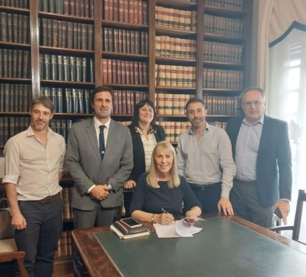 CONVENIO MARCO DE COLABORACIN INSTITUCIONAL Y ACADMICA ENTRE LA UADE Y EL COLEGIO DE ABOGADOS DE LA CIUDAD DE BUENOS AIRES